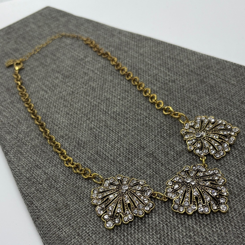 Yochi NY Accented Leaves Necklace - Picture 4 of 5
